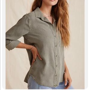 Bella Dahl NWOT blouse washed olive size small